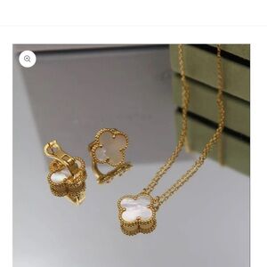 Anthropologie Gold and White Clover Set